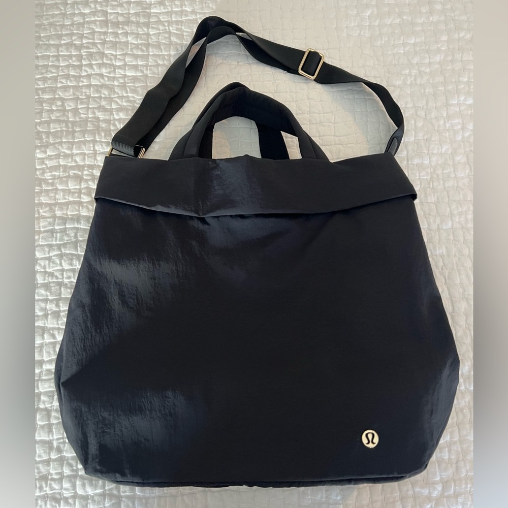 Lululemon On My Level Bag 2.0